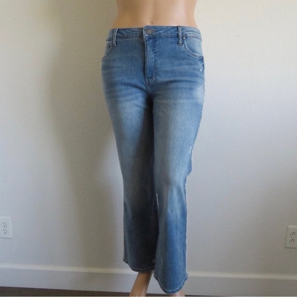 KUT from the KLOTH Jeans Women DISTRESSED Kelsey FAB AB Ankle FLARE Plus Size 16 - Picture 3 of 5